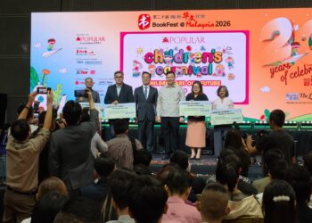 POPULAR Book Contributes RM30,000 to Support Budimas Children’s Programmes
